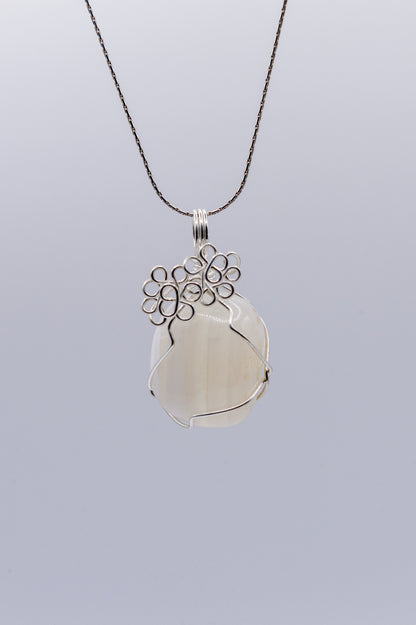 Agate White