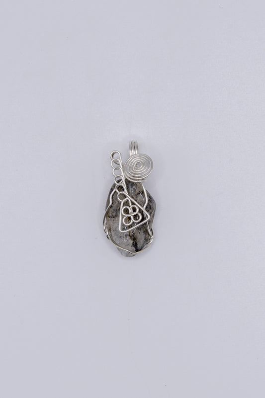 Quartz with Turmaline